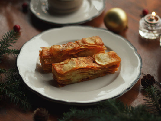 Mille feuilles de pomme de terre, beurre d’algues & fleur de sel