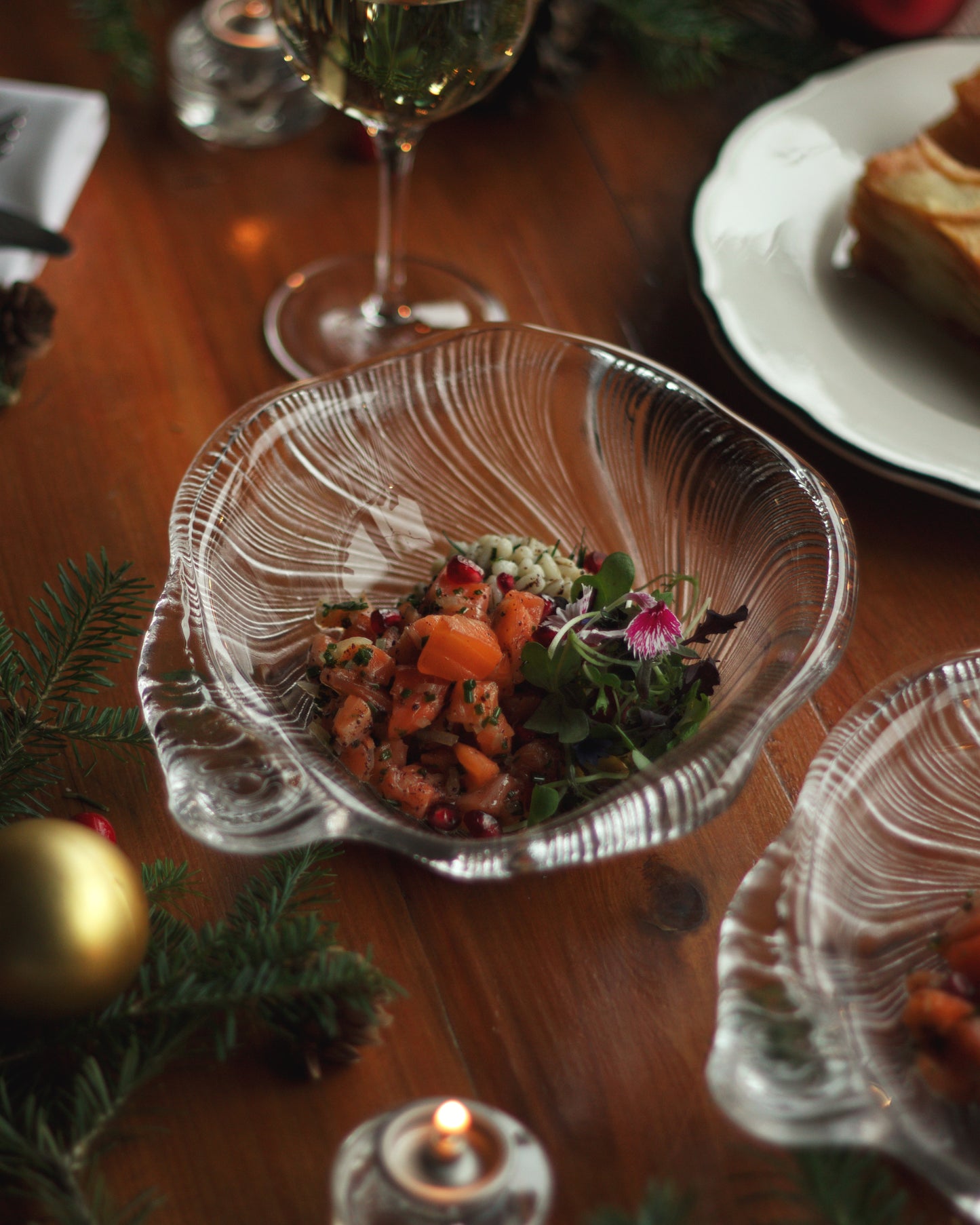 Tartare de saumon à la pomme grenade