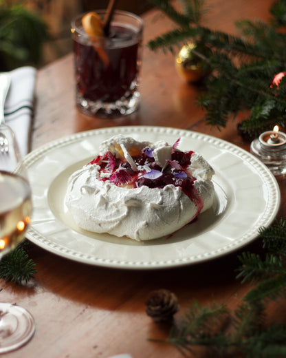 Pavlova citron-verveine, meringue croustillante, compote de canneberge